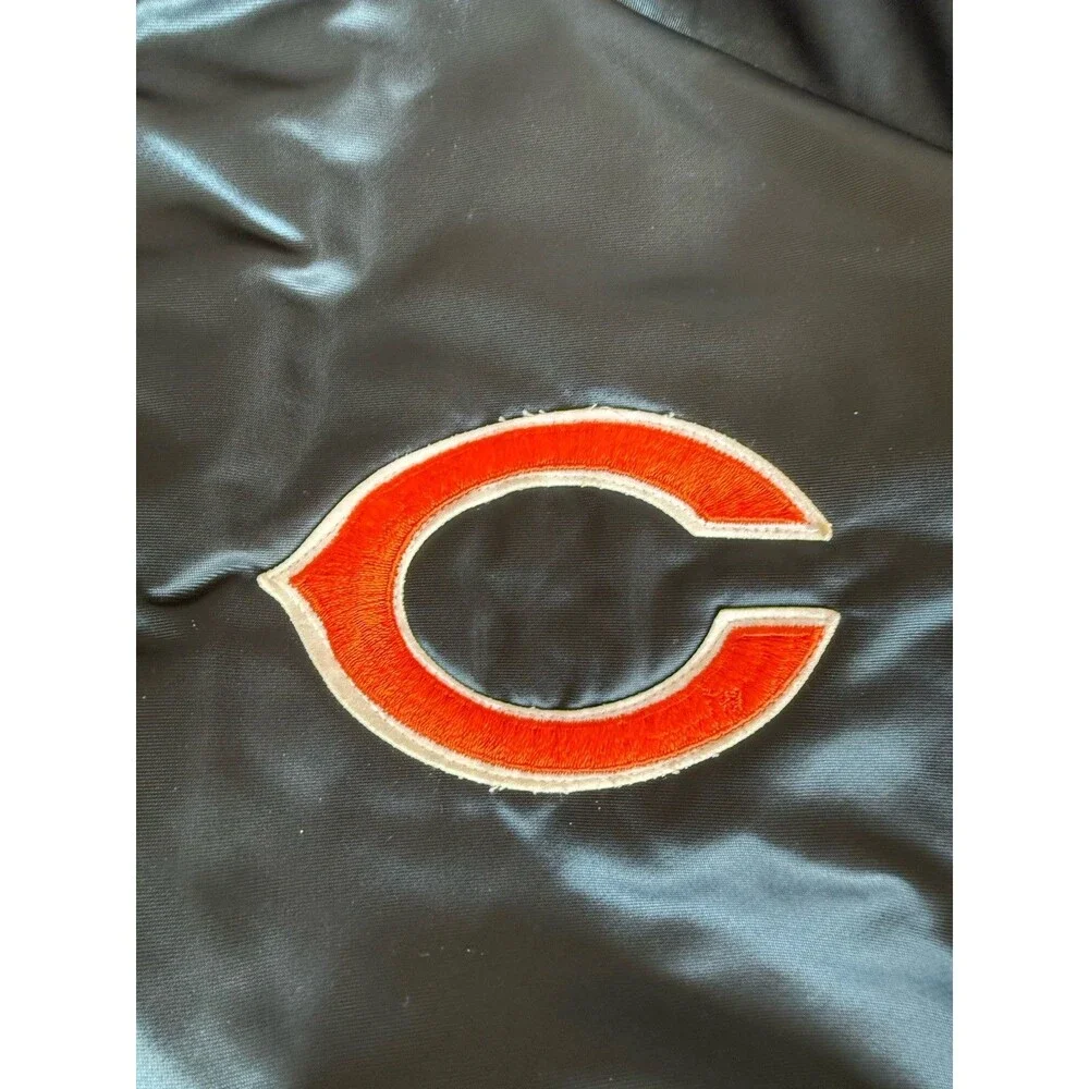 VTG 90s NFL CHICAGO BEARS CHALK LINE SATIN JACKET SPELL OUT MADE IN USA SIZE L
